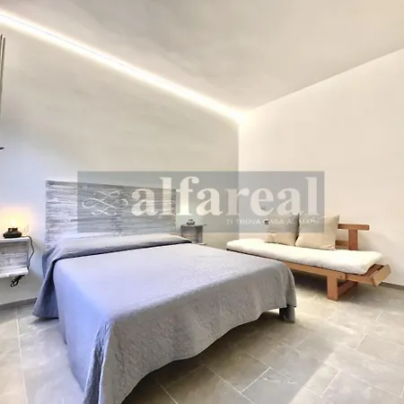 Elicriso A Pochi Passi Da E Dal Centro! By Alfareal Apartment *